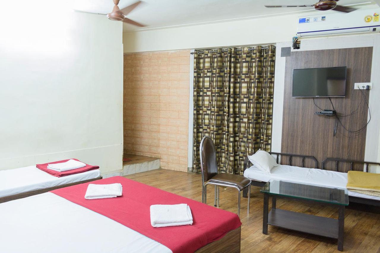 Hotel Mukesh Residency Pune Bagian luar foto