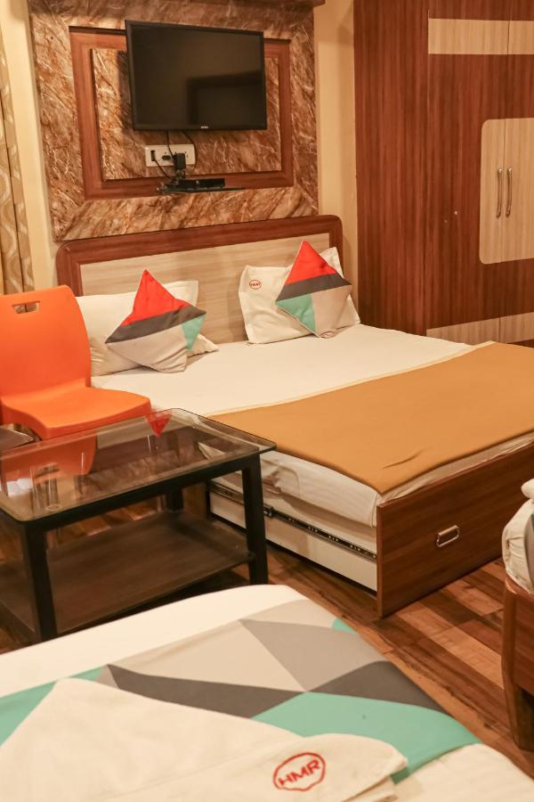 Hotel Mukesh Residency Pune Bagian luar foto